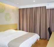 Bedroom 5 Greentree Inn Xingtai Qinghe County Wusong Park