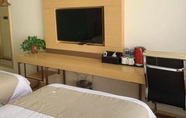 Phòng ngủ 6 Greentree Inn Langfang Dachang Studio City