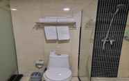 Toilet Kamar 7 Greentree Inn Linyi Lanshan District West Shiyi Ro