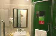 In-room Bathroom 7 Vatica Beijing Changping District Changping Subway