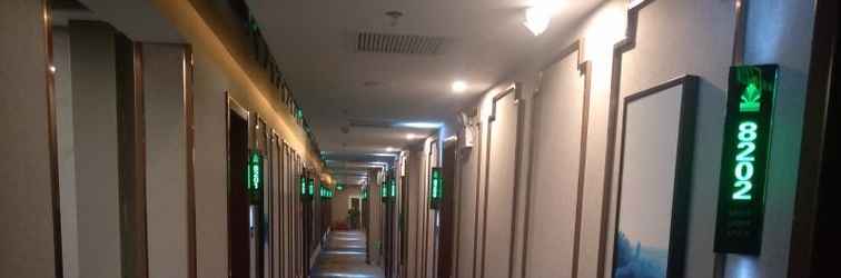 Lobi Greentree Alliance Xinxiang Train Station Hotel