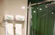 In-room Bathroom 2 Vatica Fuyang Linquan County Tenghui International