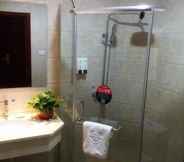 In-room Bathroom 7 Greentree Inn Nantong Liuqiao Town Government Tong