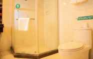 In-room Bathroom 5 Greentree Inn Bozhou Qiaocheng District Weiwu Aven