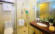 In-room Bathroom 6 Greentree Inn Xuzhou Yunlong District West Gate Of