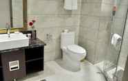 Toilet Kamar 6 Greentree Inn Yingtan Guixi Plaza Jinfeng Mansion