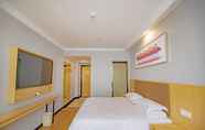 Bedroom 7 Greentree Inn Fuyang Railway Station West Xiangyan