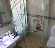 In-room Bathroom 5 Greentree Alliance Yinzhou District Metro South Ch