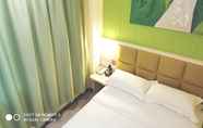 Bedroom 3 Shell Wuhan City Wuhan University Hotel