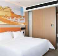 Bedroom 4 Hampton by Hilton Beijing Wuzi Xueyuan Road