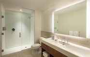 In-room Bathroom 6 Element Philadelphia