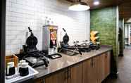 Restoran 2 Fairfield Inn & Suites by Marriott Louisville Airp