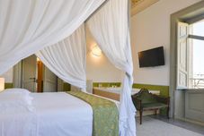 기타 B&B Letterario