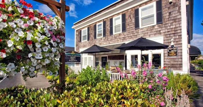 Exterior Cannon Beach Hotel