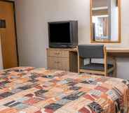 ห้องนอน 7 Days Inn Flint / Bishop International Airport