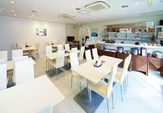 Lainnya 2 Hotel Stage
