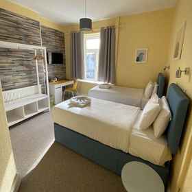 Anchorage Guest House1 , 飯店Brynhill Barry Golf Club