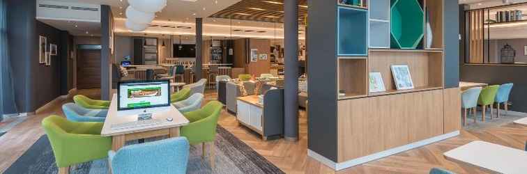 Sảnh chờ Premier Inn Müchen Airport