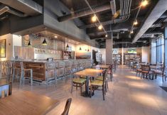 酒吧、咖啡廳與交誼廳 4 Holiday Inn & Suites Pigeon Forge Convention Center