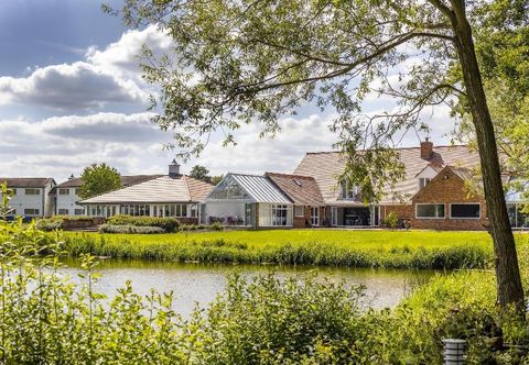 其他 Kingfisher Hotel & Country Club