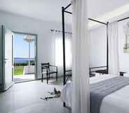 Bilik Tidur 3 Santa Maria Luxury Suites & Spa