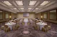 Functional Hall Shangri-La Hotel Apartments Qaryat Al Beri