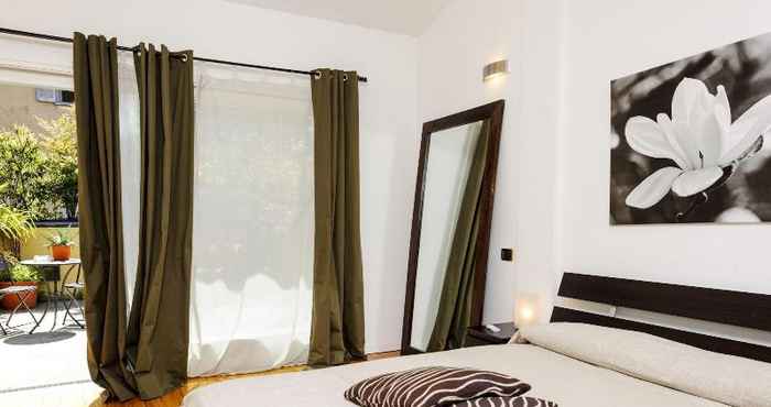 Bedroom Isola Apartments Milan