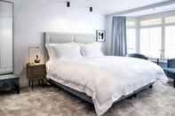 Bedroom Pillows Luxury Boutique Hotel Anna Van Den Vondel 