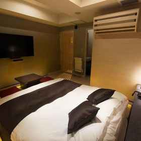 เรียวกัง & เดย์ ชิซูกุ 1, โรงแรม & ที่พัก GLUCK