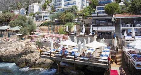 Others 2 Seaview Hotel