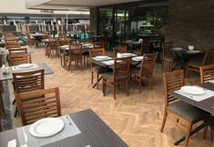 餐厅 3 Riviera Zen Hotel