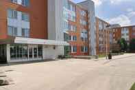 Exterior Residence & Conference Centre - Brampton