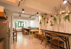 餐廳 3 Barn And Bed Hostel