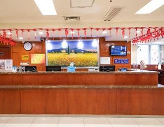 Lobby 2 Hanting Hotel Anshan Railway Station Branch