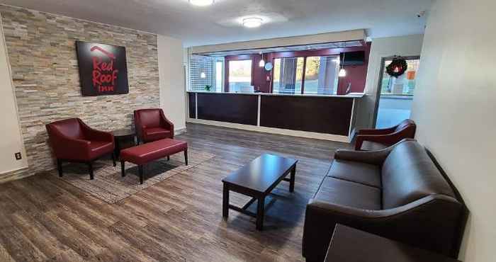 Lobby Red Roof Inn LaGrange