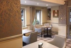 Others 6 The County Lodge