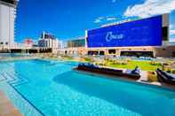 Swimming Pool Circa Resort & Casino