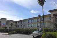 Exterior Rodeway Inn Sacramento-University Area