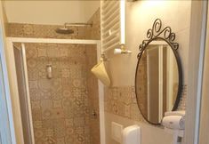 Others 6 Host Bari Centrale