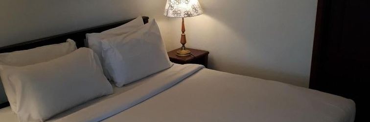 Others Standard Suit At Times Square