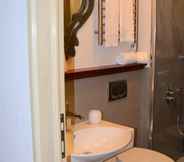 In-room Bathroom 4 Nisi Butik Otel