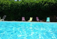 Swimming Pool 5 Logis Hôtel le Domaine de la Régalière