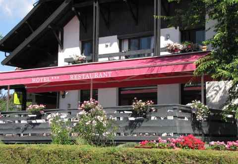 Exterior Logis Hôtel Restaurant Annecy Nord / Argonay