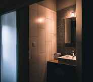 In-room Bathroom 4 Logis Hôtel Frankenbourg