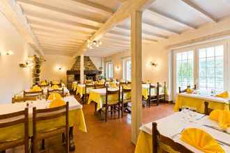 Restaurant 4 Logis Hotel La Cremaillere