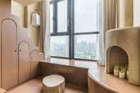 In-room Bathroom Monsoon Apartments (Jiuyanqiao)