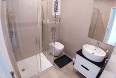 客房浴室 Theorynomad Rooms Al Braga