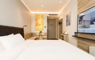 Bedroom 3 Hanting Premium Hotel Beijing South Railway Statio