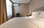 Bedroom 7 Hanting Hotel Beijing Beiqijia Future Technology C