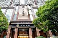 Exterior Ji Hotel Shanghai The Bund Town City God Templ